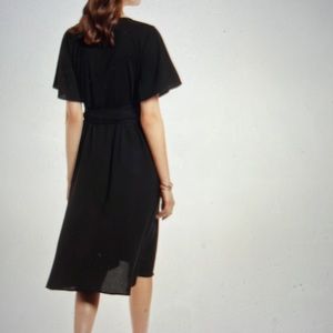 Halogen- polka dots black wrap midi dress L